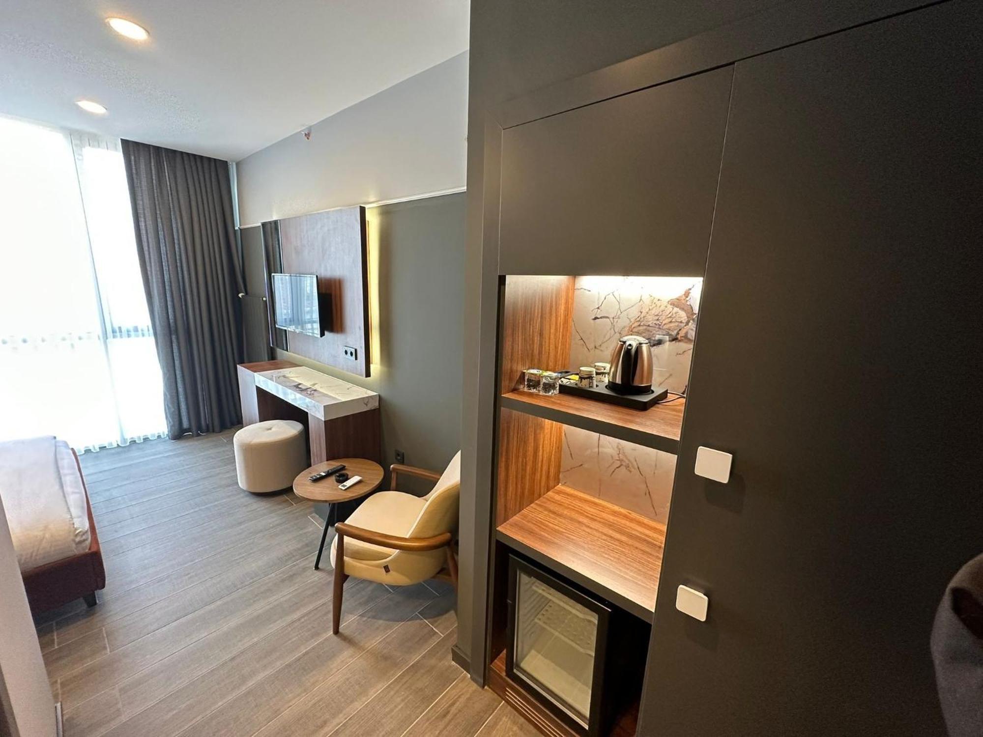 Second Suit Hotel — Photos 3